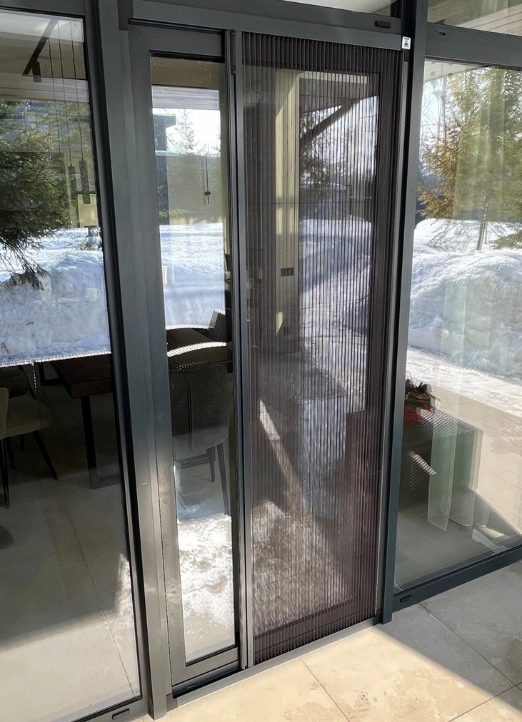 Сетка плиссе на входную дверь