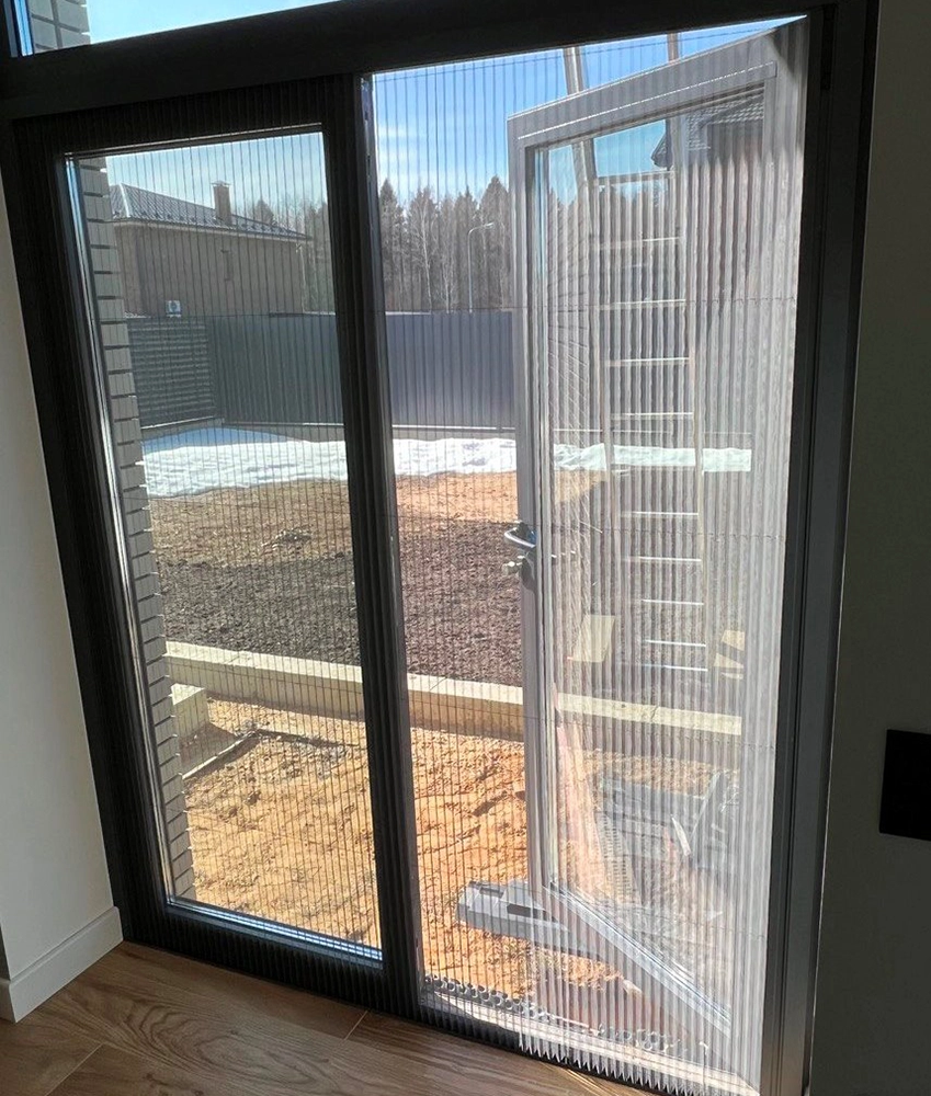 Сетка плиссе на входную дверь