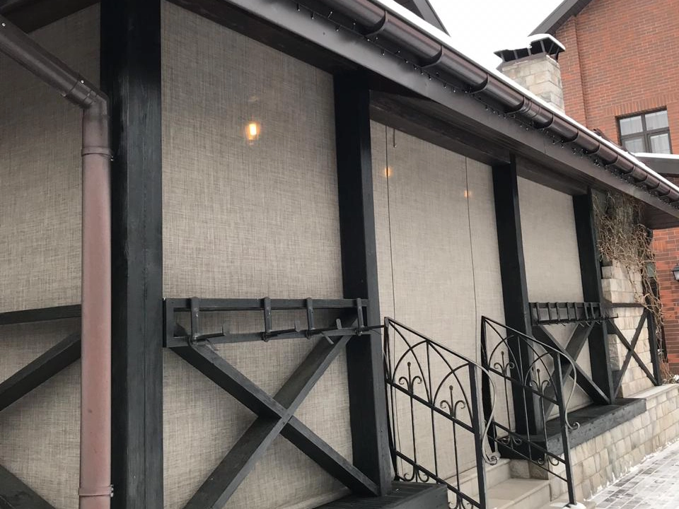 Защитные шторы на террасе