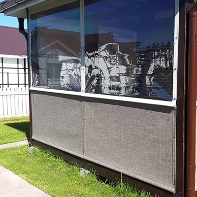 Комбинация защитных штор и мягких окон