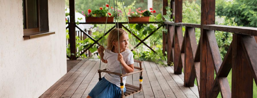 Как построить веранду к дому своими руками: пошаговая инструкция по строительству из дерева